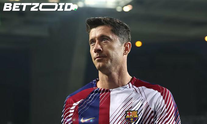 Al Hilal Tables Staggering $105M Annual Deal for Lewandowski in Saudi Push