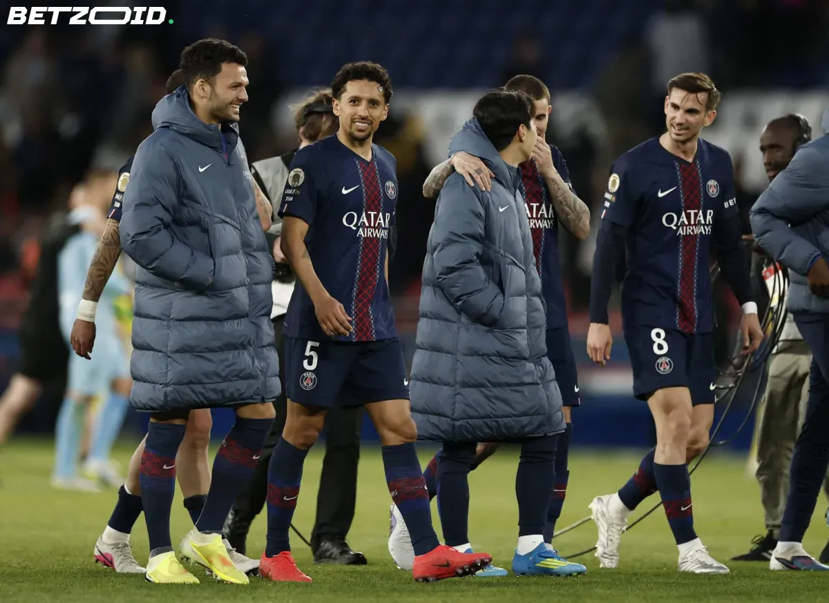 PSG's Comfortable Ligue 1 Cushion Evaporates as Lens Closes Gap to Four Points