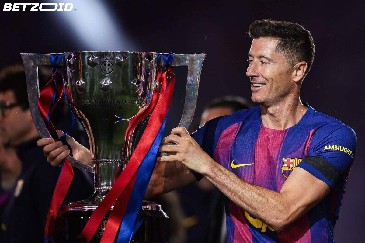 Robert Lewandowski Bids Farewell to Barcelona After Delivering Three La Liga Championships